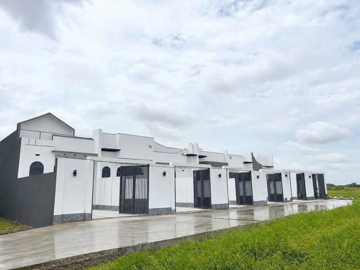 Bán nhà cấp 4 nhà vườn 5x36m 2 phòng ngủ, giá 1,79 tỷ tại Mỹ Hạnh Bắc, Đức Hòa - Ảnh 1