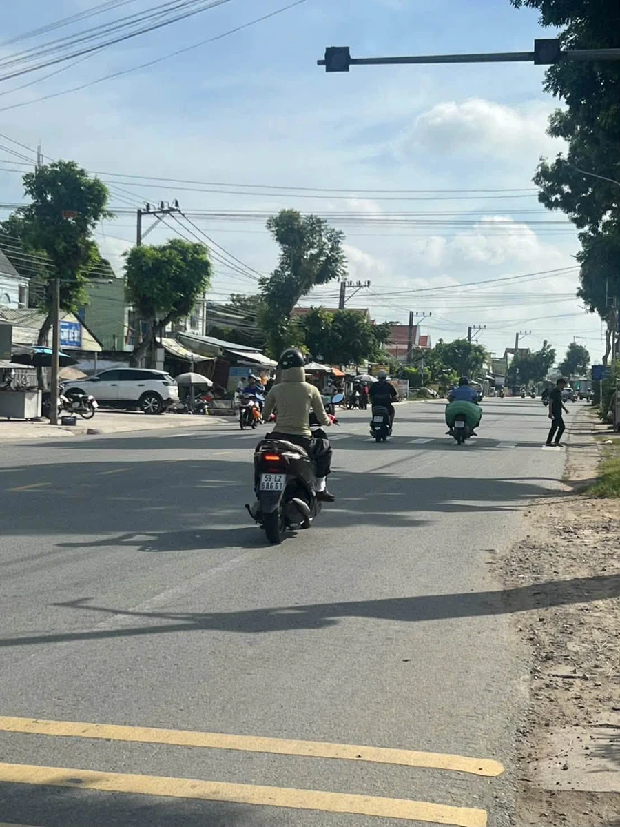 Bán nhà mặt tiền QL50 thị trấn Cần Giờ, 175m2, 4.3 tỷ - Ảnh thu nhỏ 2