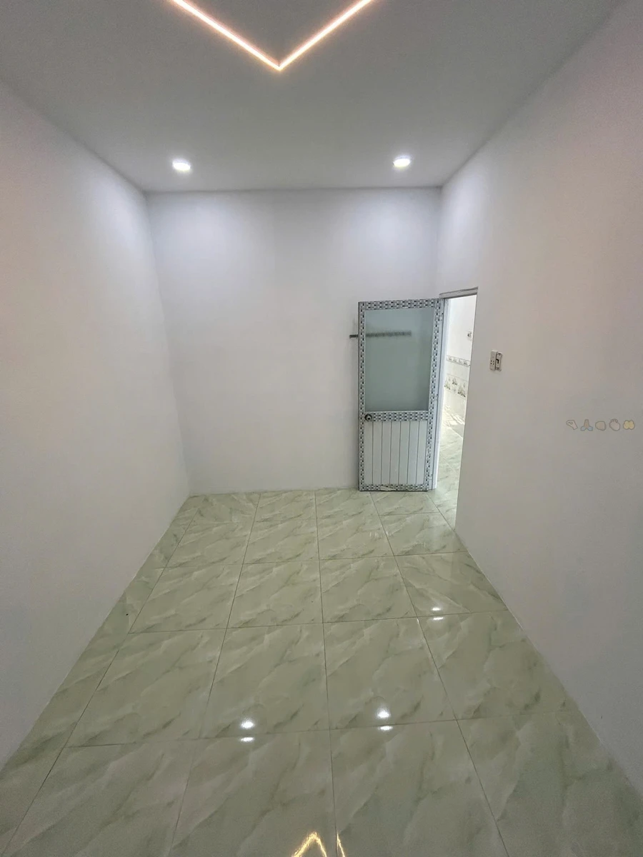 Bán nhà 4x12m (48m²) Hóc Môn 670 triệu - Ảnh thu nhỏ 3