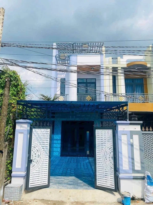 Bán nhà 1 trệt 1 lầu mặt tiền Năm Ngói, Cần Giuộc, 117m²