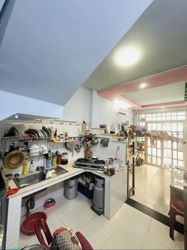Bán nhà 1 trệt 1 lầu 3PN 130m2 Long Hoa Tây Ninh pham