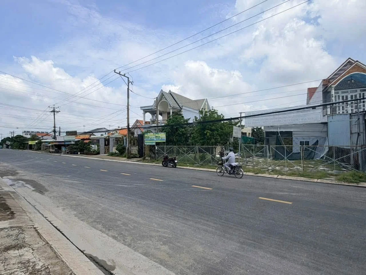 Bán đất mặt tiền Tỉnh Lộ 832, 300m², 4.8 tỷ Bình Chánh - Ảnh thu nhỏ 2