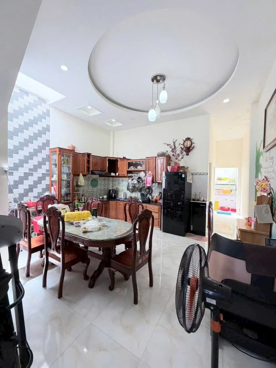 Bán nhà lầu mặt tiền Văn Thánh Phan Thiết 150m² 2.3 tỷ - Ảnh 1