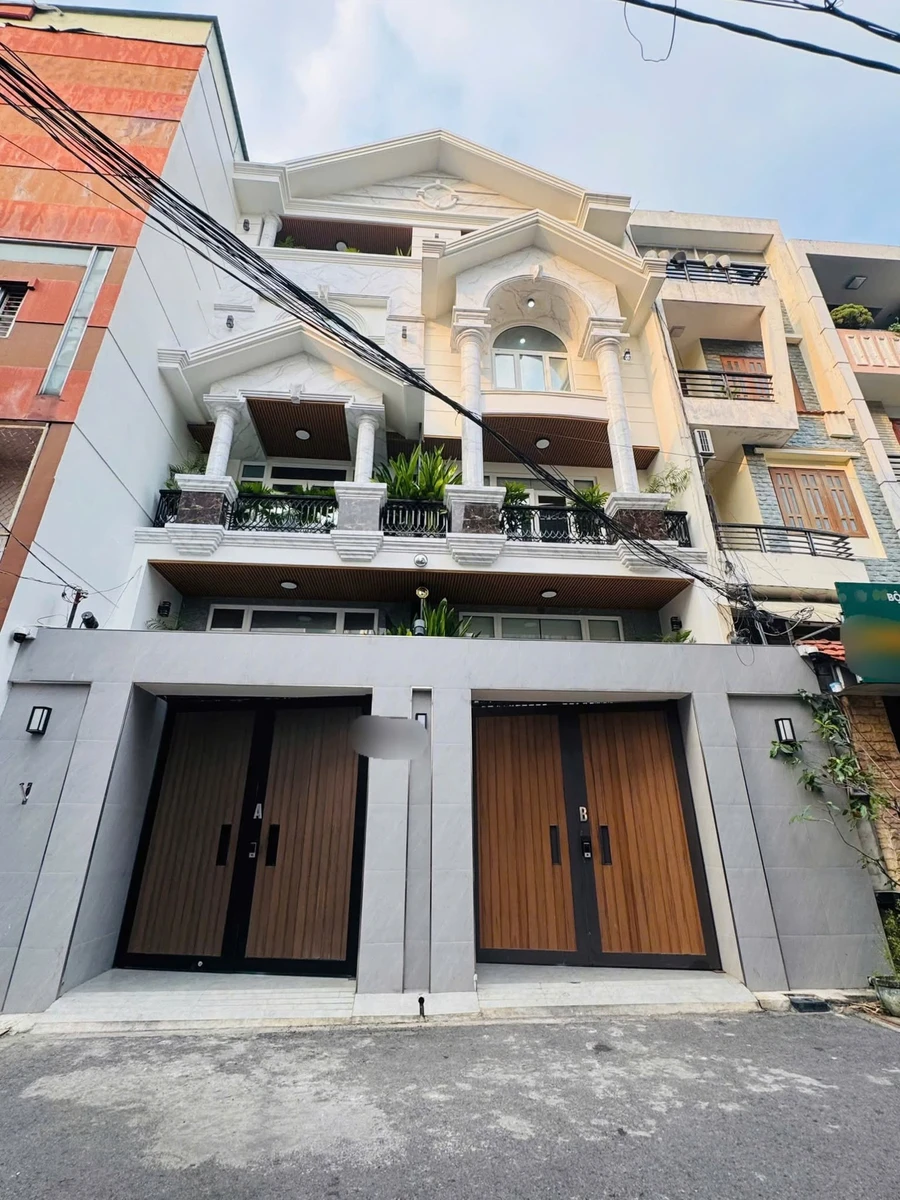 Bán biệt thự 3 tầng 70m2 ngang 7m đường Lạc Long Quân, giá 7,9 tỷ - Ảnh 1