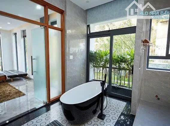 Bán biệt thự góc 2 mặt tiền 250m² 7 phòng 25 tỷ Đà Lạt - Ảnh thu nhỏ 3