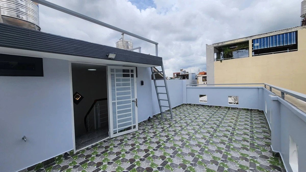 Bán nhà 4 tầng mới xây 37m², 3PN 4WC, căn góc đường Thích Quảng Đức, Phú Nhuận - Ảnh thu nhỏ 2