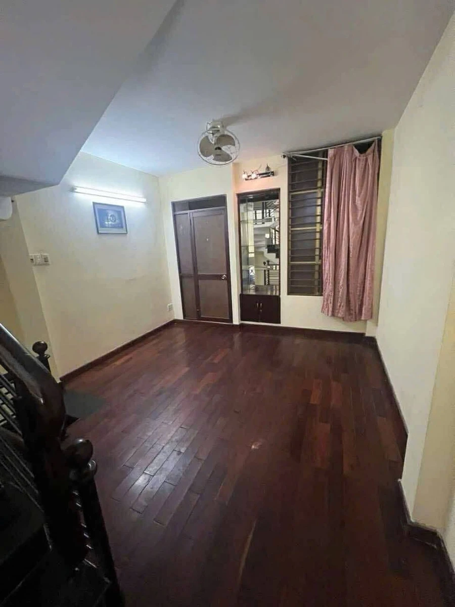 Bán nhà hẻm xe hơi Đội Cung - Thái Phiên, Quận 11, 33m², 4PN, giá 7 tỷ - Ảnh thu nhỏ 4
