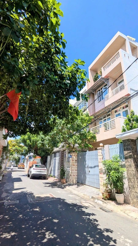Bán nhà 5.5×19 thổ cư Nguyễn Hữu Cảnh Vũng Tàu 7 tỷ