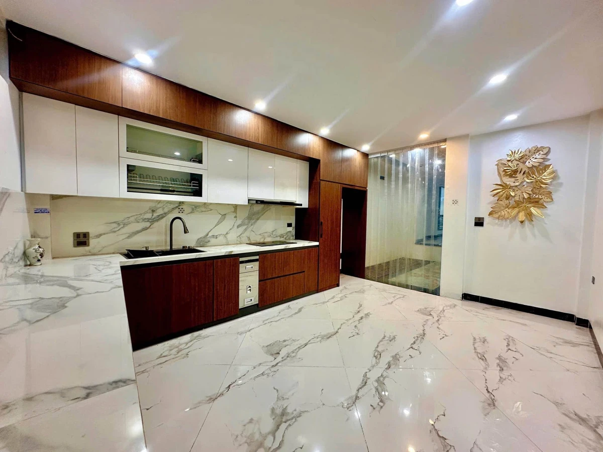 Nhà 6 tầng thang máy 85m² mặt Lê Lợi, Đông Hương 10,5 tỷ - Ảnh thu nhỏ 3