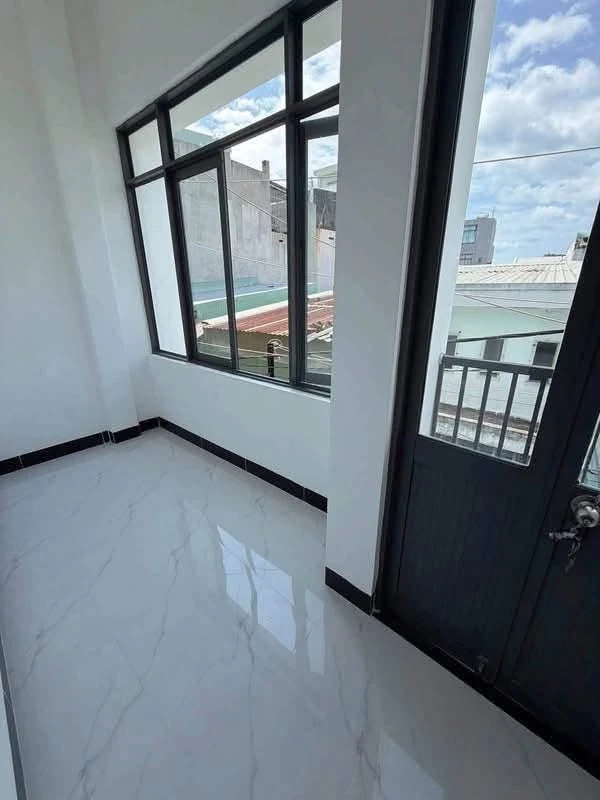 Bán nhà 40m2 gần biển Xuân Diệu Quy Nhơn - Ảnh thu nhỏ 2