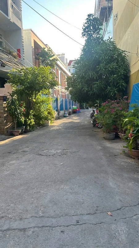 Bán nhà Bà Triệu Nha Trang 61m² 6 tỷ, đang cho thuê