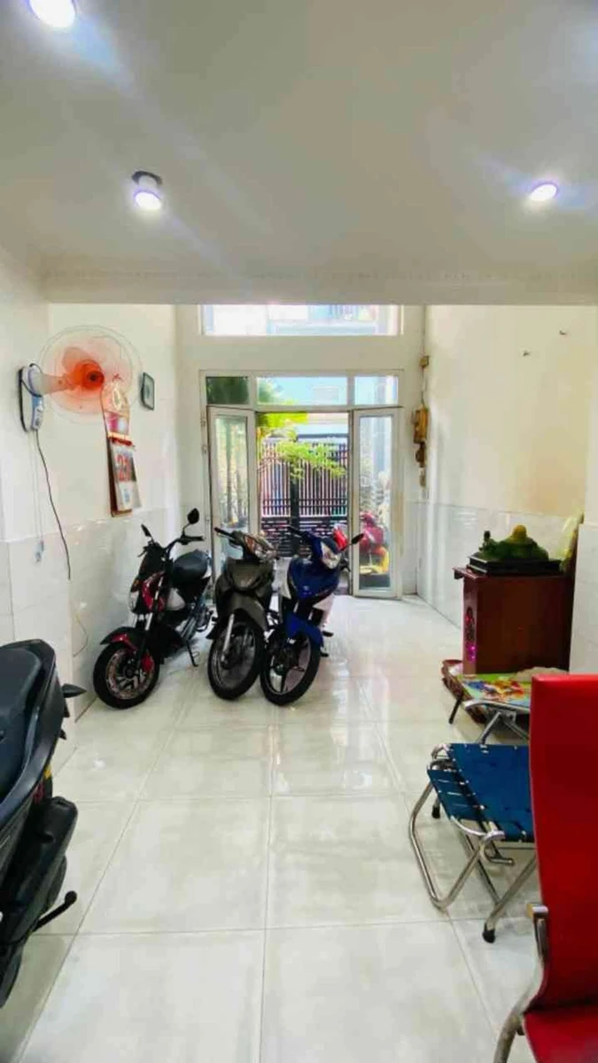Bán nhà hẻm Tôn Thất Thuyết Q4 59m2 5 tầng 7 tỷ 5 - Ảnh 1