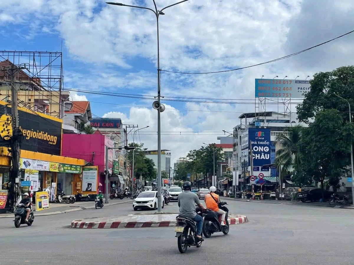 Bán nhà 2 mặt thoáng CMT8 100m2 3 tầng 14.5 tỷ - Ảnh thu nhỏ 3