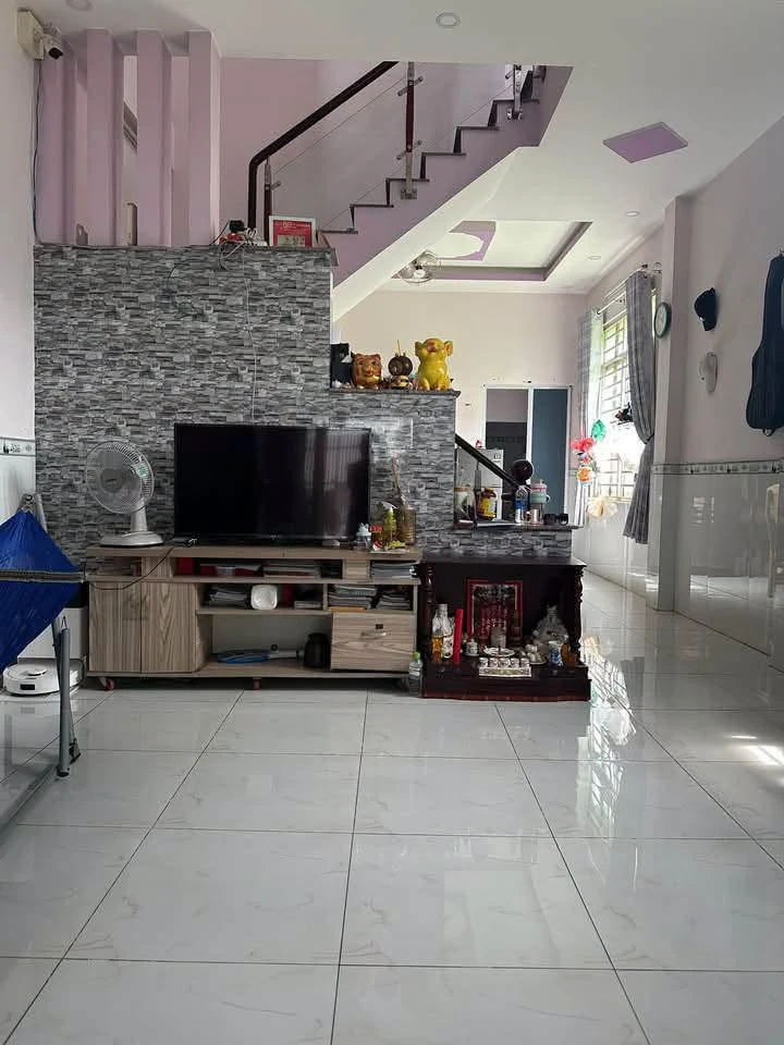 Bán nhà 2 tầng mặt tiền đường 27 Nguyễn Xiển, Q9, 115m2 - Ảnh thu nhỏ 2
