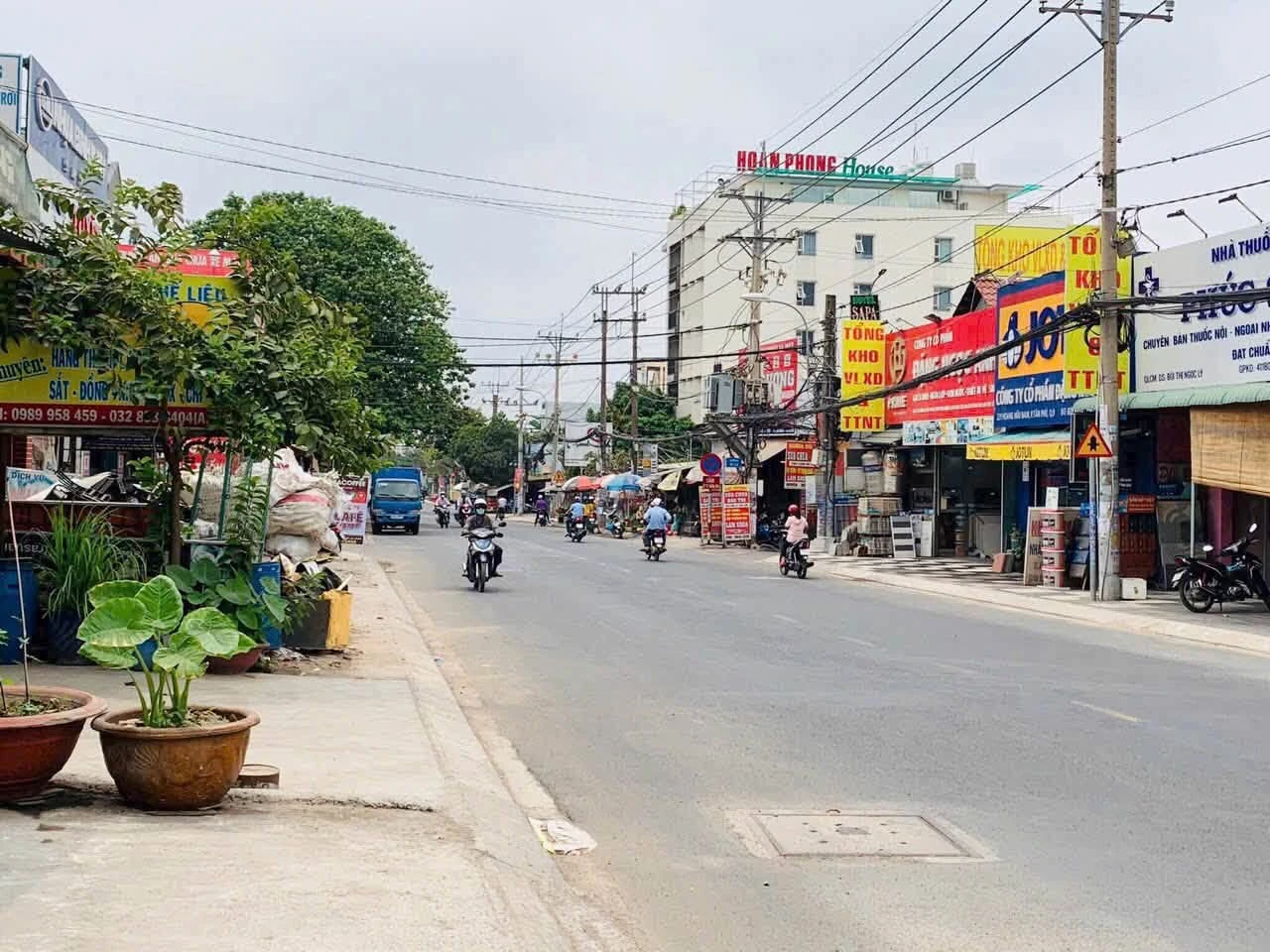Bán đất mặt tiền Hoàng Hữu Nam 230m2, giá 22 tỷ, Quận 9 (TP. Thủ Đức) - Ảnh 1