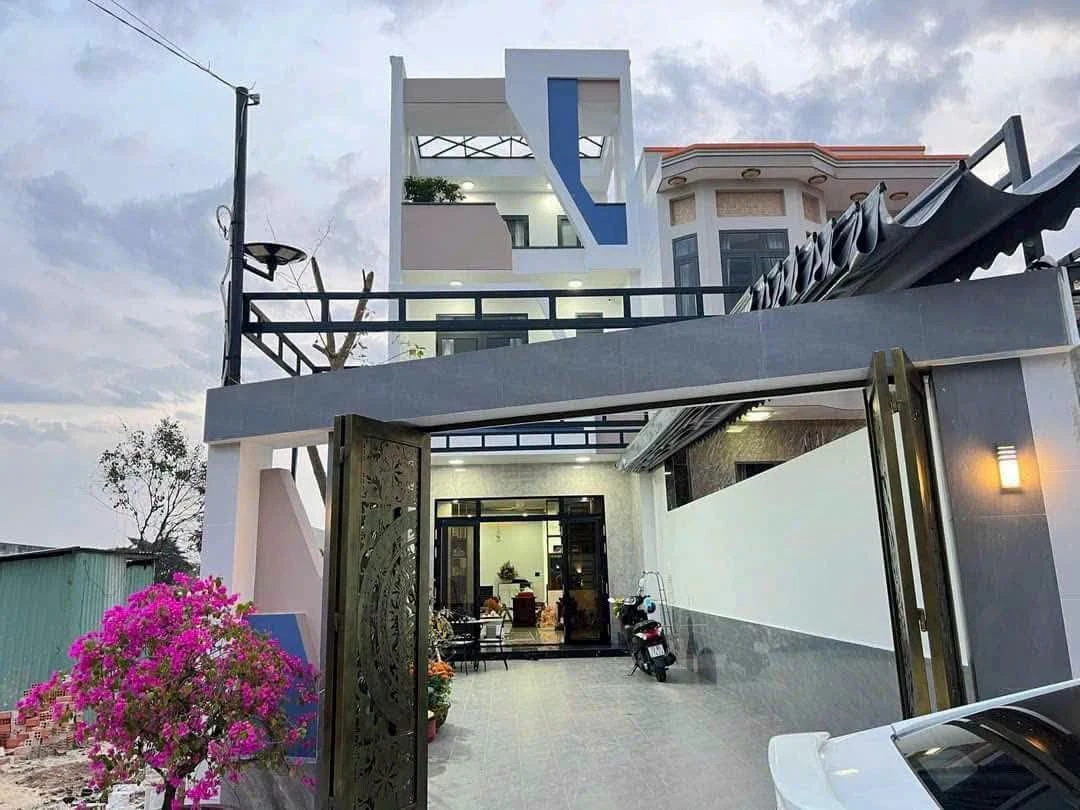 Bán nhà 3 phòng ngủ 150m² Phú Mỹ, Bình Tân - Ảnh thu nhỏ 2