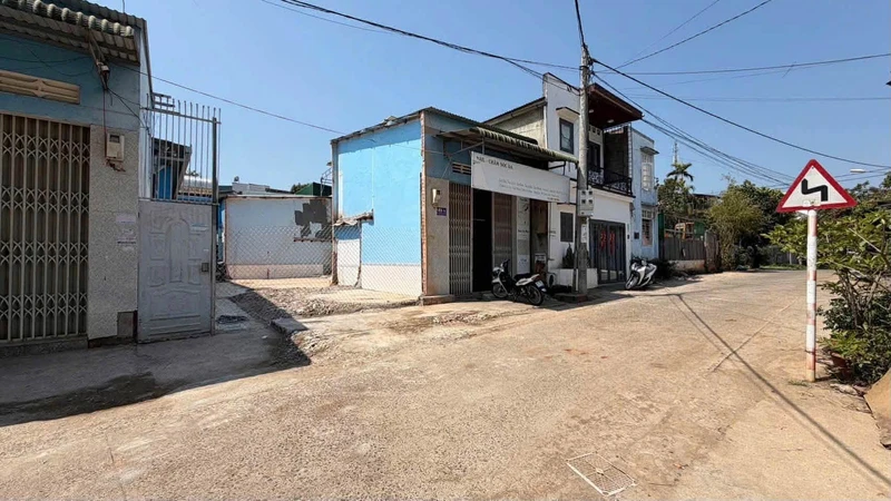 Bán đất thổ cư 49,5m2 hẻm 22 Lương Thế Vinh, gần Ecopalace, Buôn Ma Thuột giá 2,68 tỷ