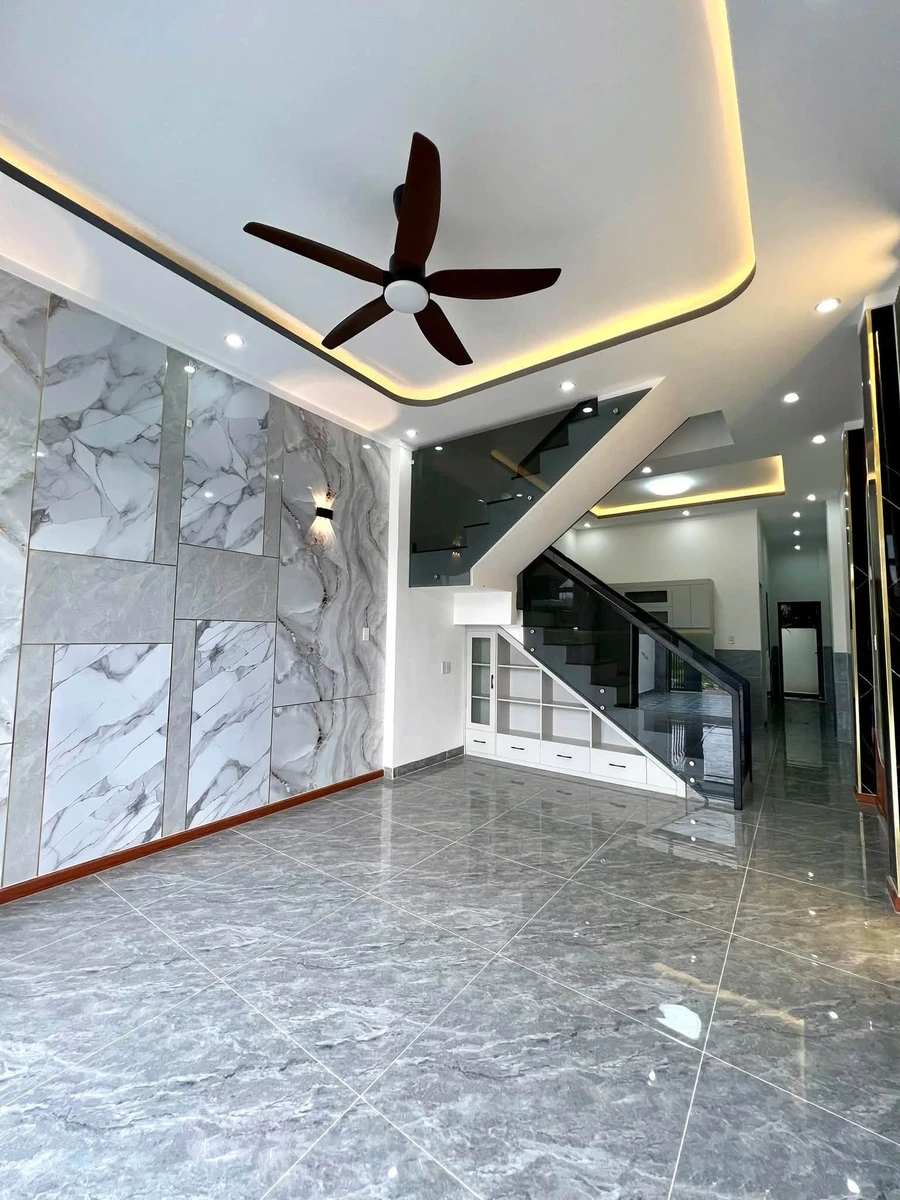 Bán nhà lầu 3PN 150m2 Phước Tân 700 triệu - Ảnh thu nhỏ 4