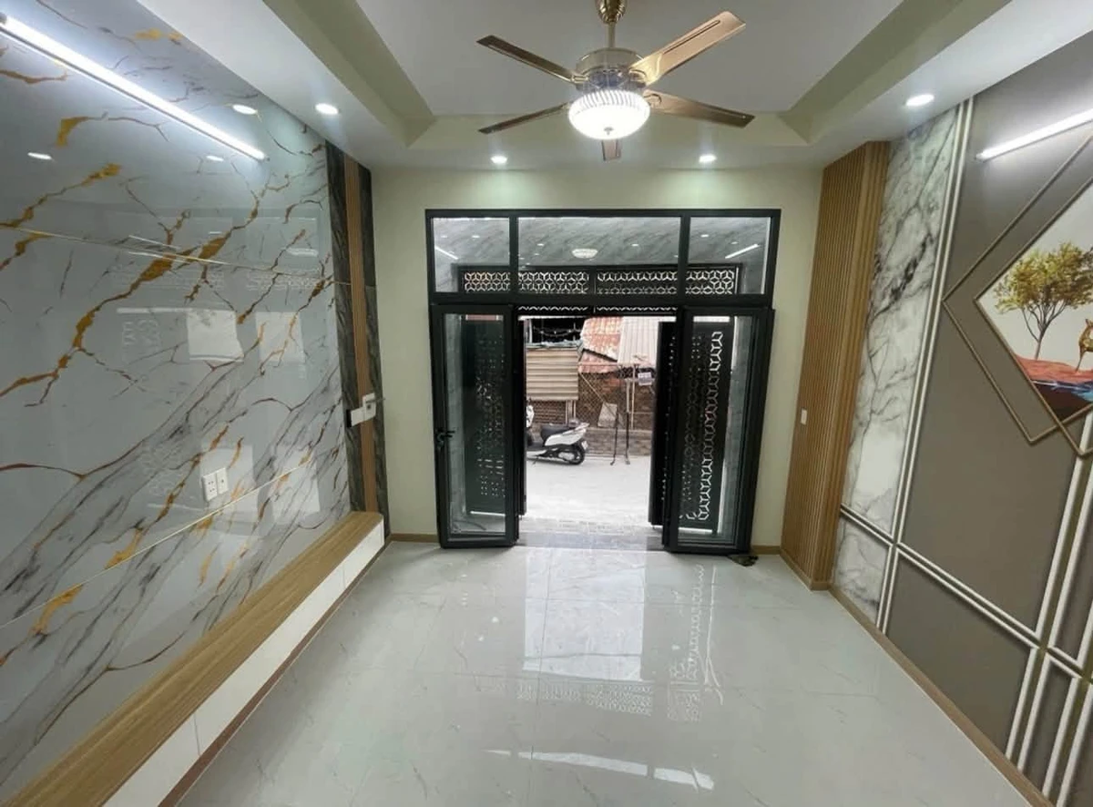 Nhà 3 tầng mới xây Làng Tăng Phú, 50m², 3 PN, 6,3 tỷ - Ảnh thu nhỏ 2
