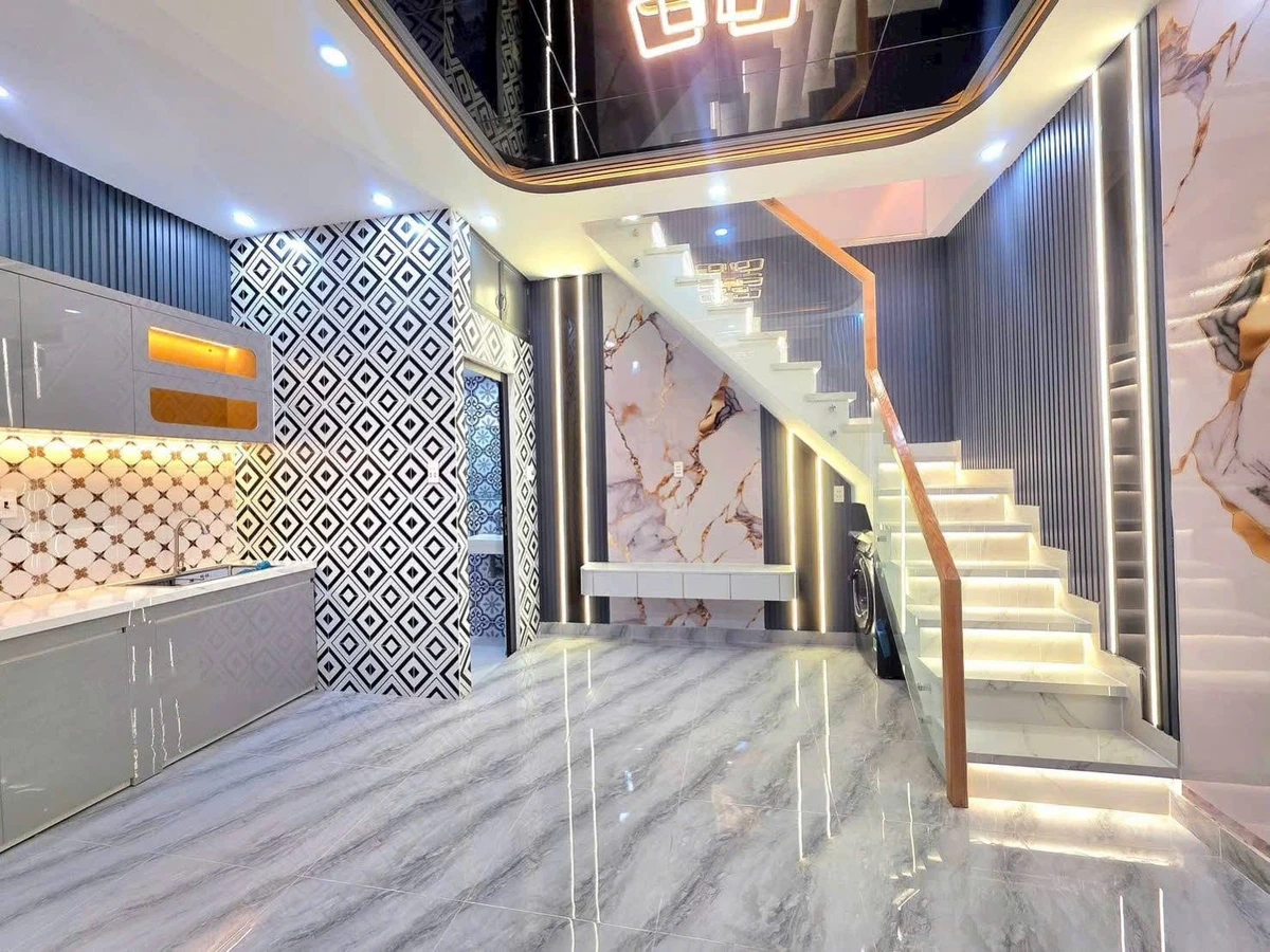 Bán nhà hẻm Huỳnh Tấn Phát, Quận 7, 24m² 2PN - Ảnh thu nhỏ 2