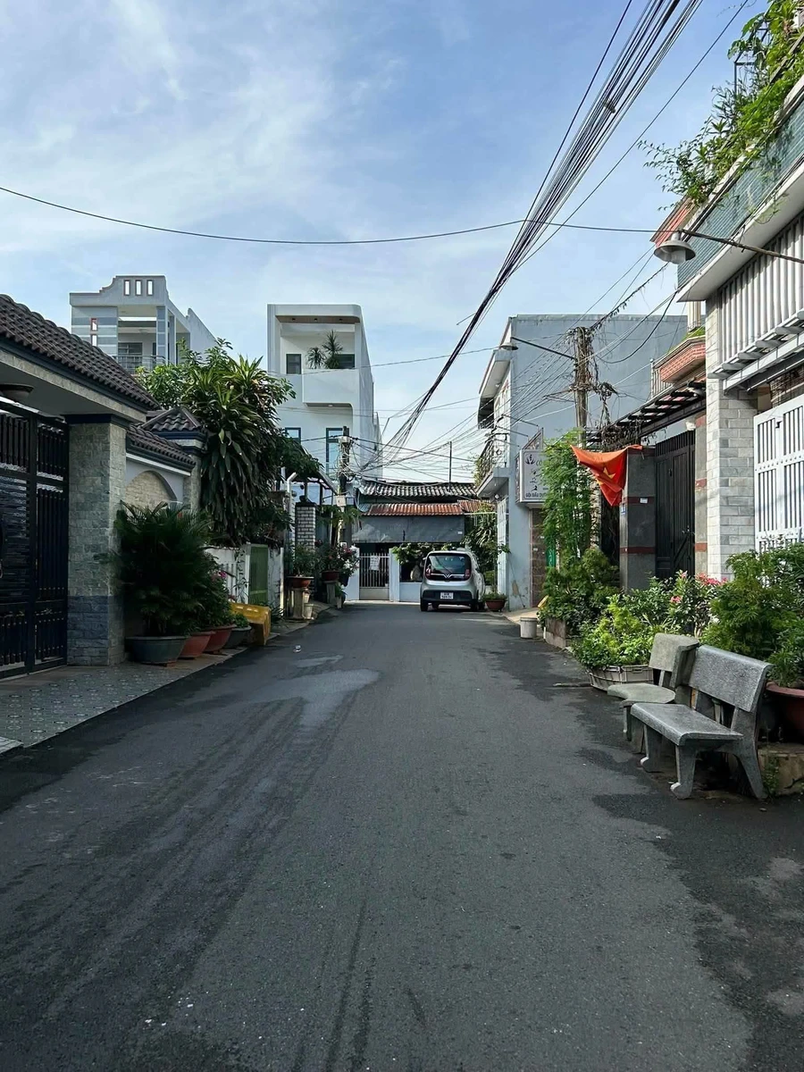 Bán nhà 3 phòng ngủ 103m² Nguyễn Bảo Đức, Tam Hiệp, 3.9 tỷ - Ảnh thu nhỏ 2