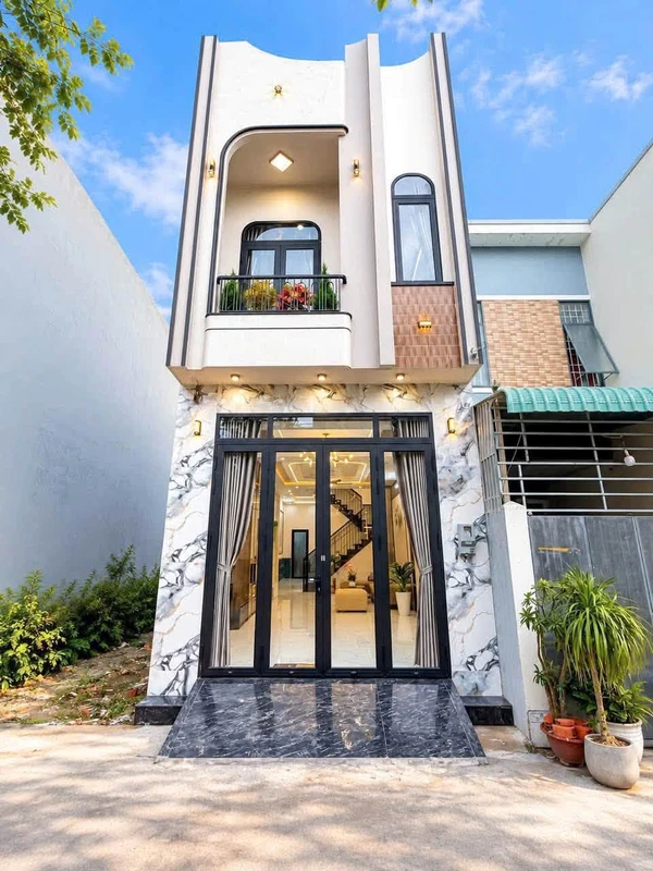 Bán nhà 1 trệt 1 lầu 72m2 giá 3.890 tỷ Cần Thơ