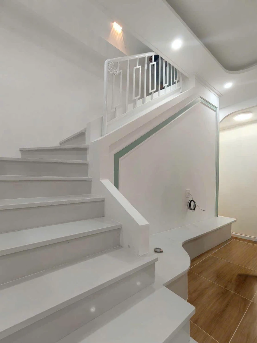 Nhà bán 1 trệt 1 lầu 50m2 Phú Tài Phan Thiết - Ảnh thu nhỏ 4