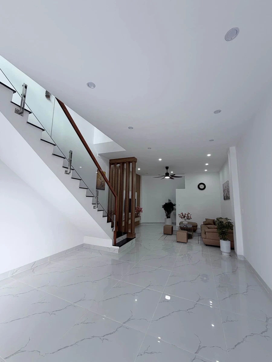 Bán nhà 3 tầng mặt tiền Lương Thế Vinh 170m² Quận 12 - Ảnh thu nhỏ 2