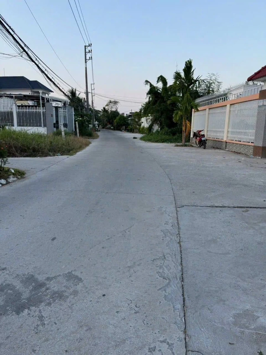Bán nhà cấp 4 Phú Tân 100m² 1 tỷ 100 triệu - Ảnh 1