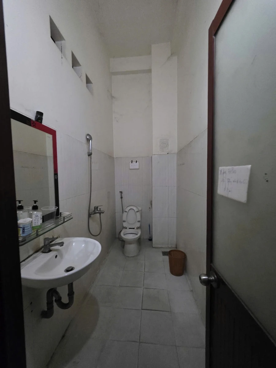 Bán nhà 3 lầu 108m2 mặt tiền GS1, Dĩ An - 14.5 tỷ - Ảnh thu nhỏ 5