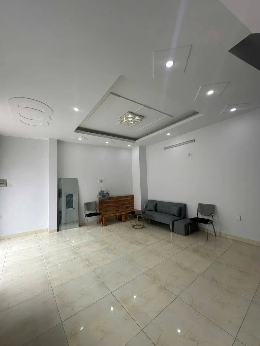 Bán nhà 2 phòng ngủ 47m² trung tâm Vũng Tàu gần biển - Ảnh thu nhỏ 3