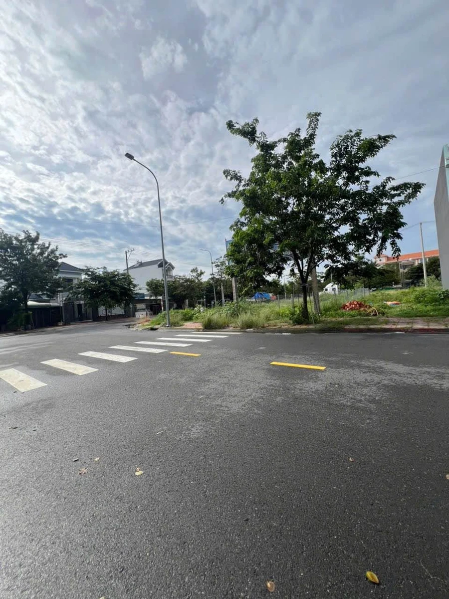Bán đất mặt tiền 100m² Bình Dương, giá 3,3 tỷ - Ảnh thu nhỏ 4