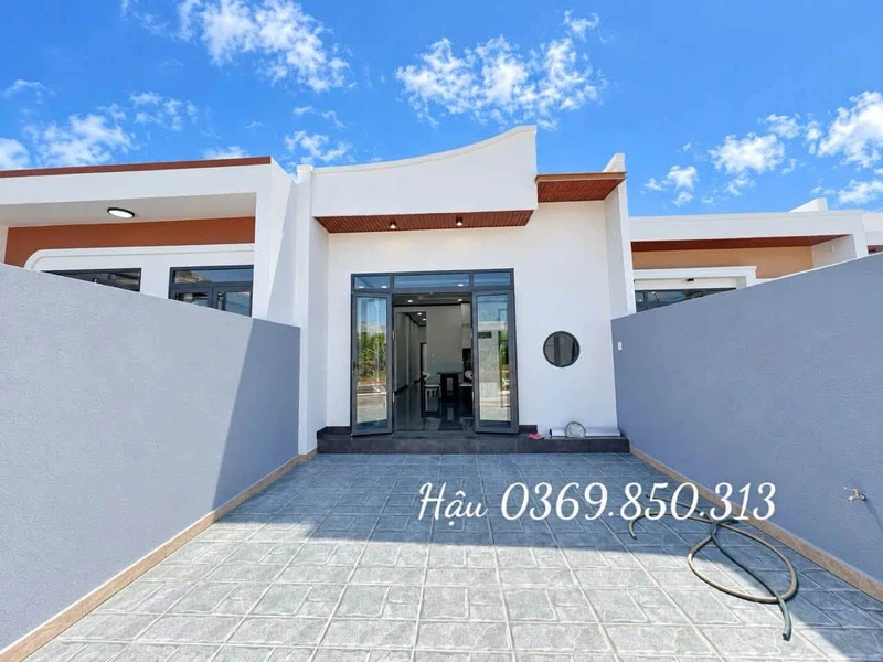 Nhà phố mặt tiền Long Khánh 130m2, 3PN giá 1 tỷ 450 triệu