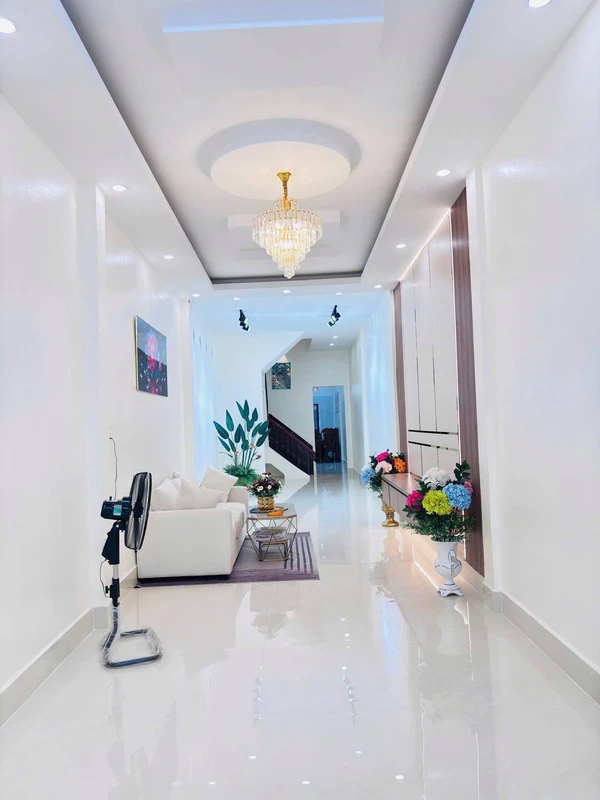 Bán nhà mặt tiền 4PN Huỳnh Tịnh Của, Rạch Giá, 97m² - 2.6 tỷ