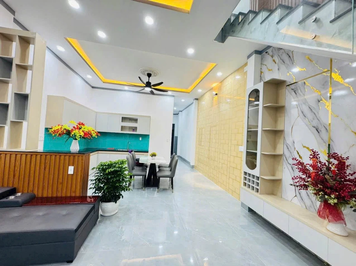 Bán nhà lầu tại KP3 Trảng Dai, 5x21m, 3 phòng ngủ, 4 tỷ 390 triệu - Ảnh thu nhỏ 5
