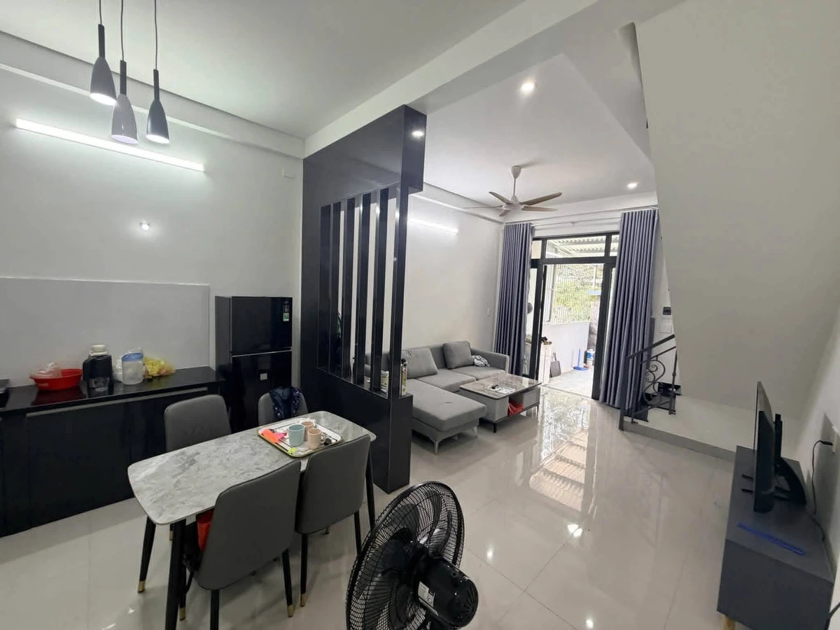 Bán nhà 2 tầng 92m² đường ô tô Huế 2 tỷ - Ảnh thu nhỏ 4