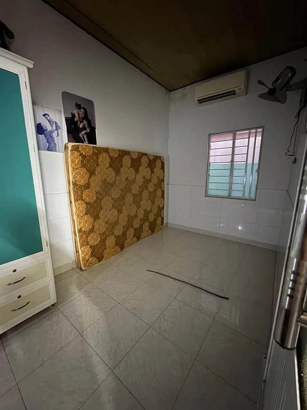 Bán nhà 2 tầng 52m2, 2 phòng ngủ Đống Đa