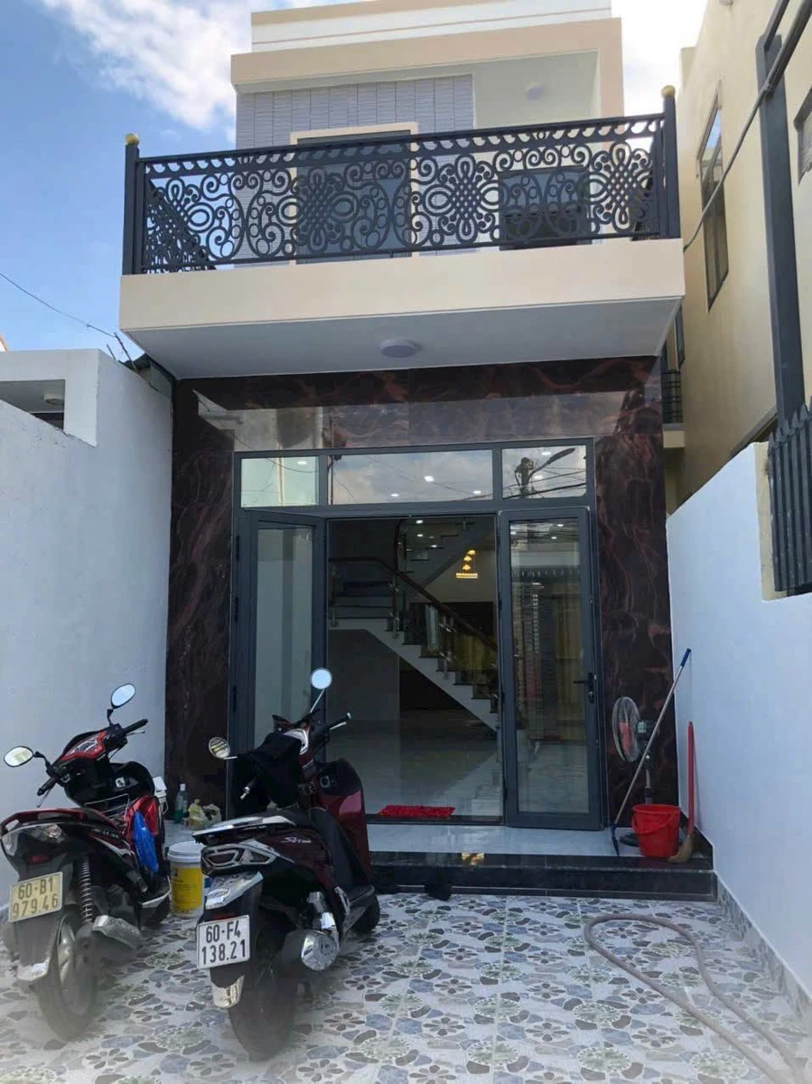 Bán nhà 1 trệt 1 lầu 3PN, 121,5m², Tân Phong, Tân Phú - 3,99 tỷ - Ảnh 1