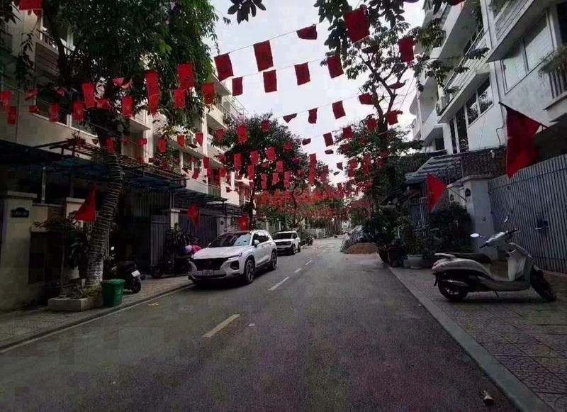 Bán shophouse 83m2 5 tầng MT 5m Dương Nội Hà Nội 18 tỷ