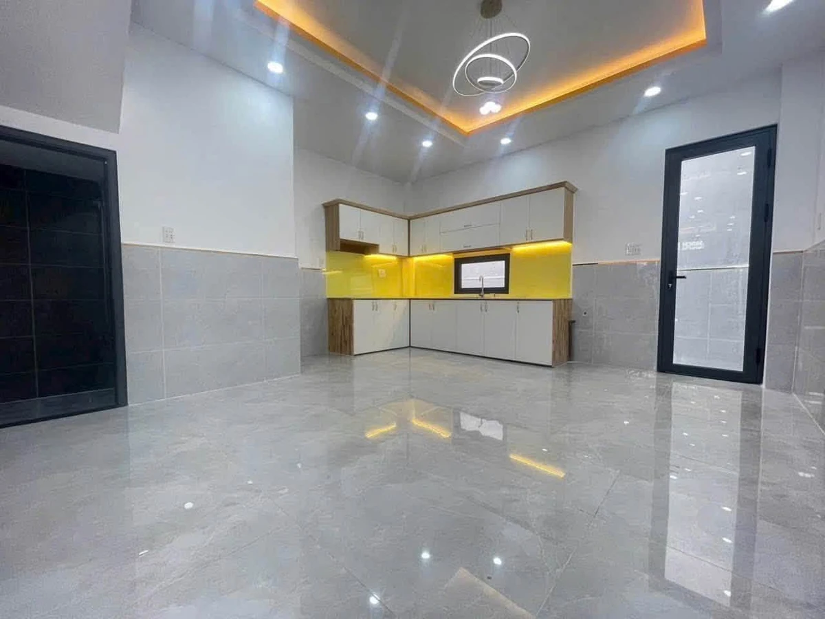 Bán nhà 2 tầng 70m² Nguyễn Thị Tú giá 4 tỷ 90 - Ảnh thu nhỏ 3