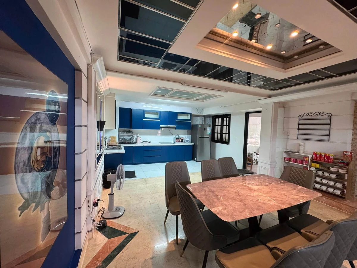 Bán biệt thự góc 2 mặt tiền ngang 10m, 140m2 đường Nguyễn Văn Hưởng, Thảo Điền - Ảnh thu nhỏ 3