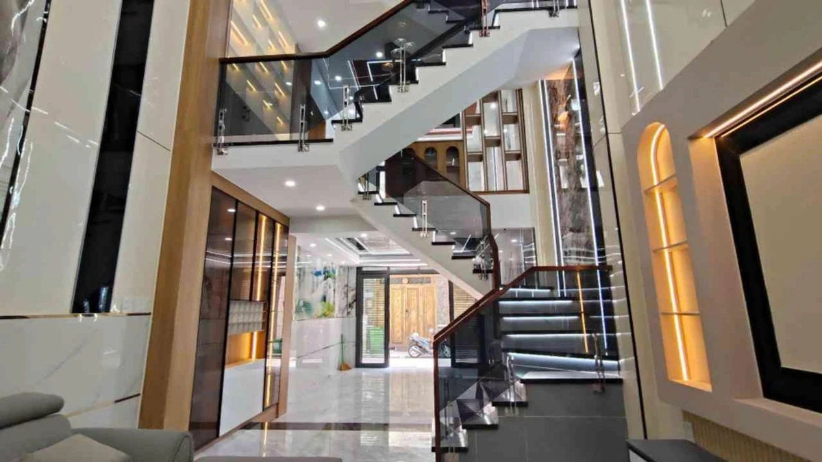 Bán nhà 4 tầng 51m² hẻm xe hơi 6m Liên Khu 4-5, Bình Tân - 6,4 tỷ - Ảnh thu nhỏ 2