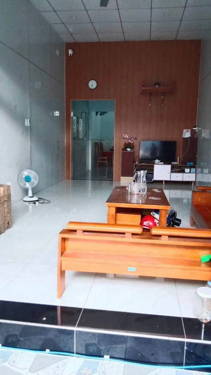 Bán nhà 3 phòng ngủ 102m² Phước Tân 900 triệu - Ảnh thu nhỏ 2
