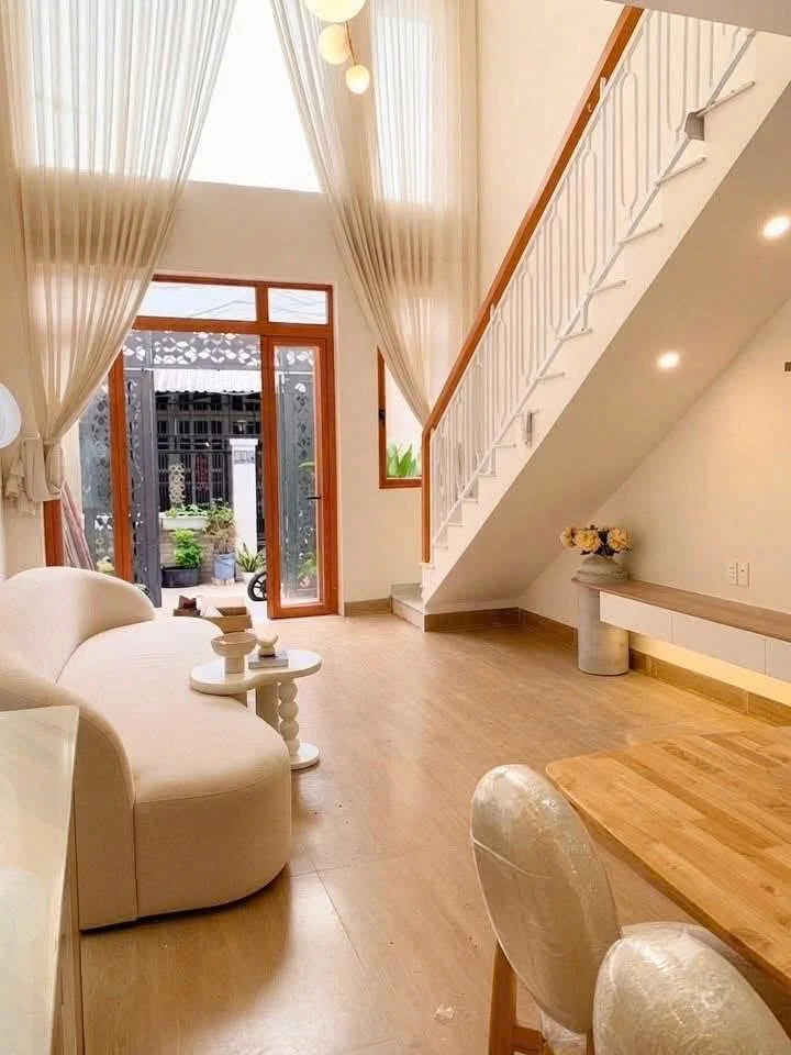 Bán nhà 2 tầng 65m² 3PN full nội thất Huỳnh Tấn Phát, Nhà Bè giá 5,05 tỷ - Ảnh thu nhỏ 2