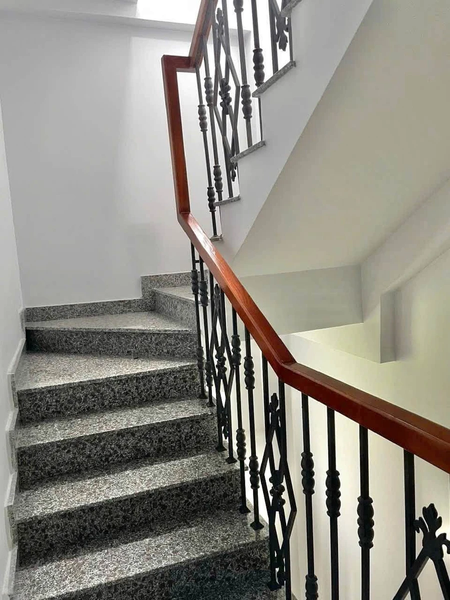Bán nhà 3 tầng 45m2 hẻm xe hơi đường Lý Thường Kiệt, giáp Quận 10 - Ảnh thu nhỏ 4