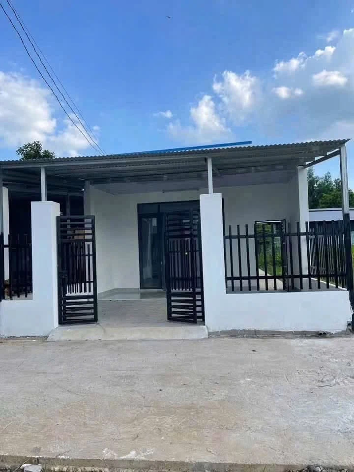 Bán nhà mới xây 115m2, 2PN, 779 triệu Bình Dương - Ảnh thu nhỏ 2