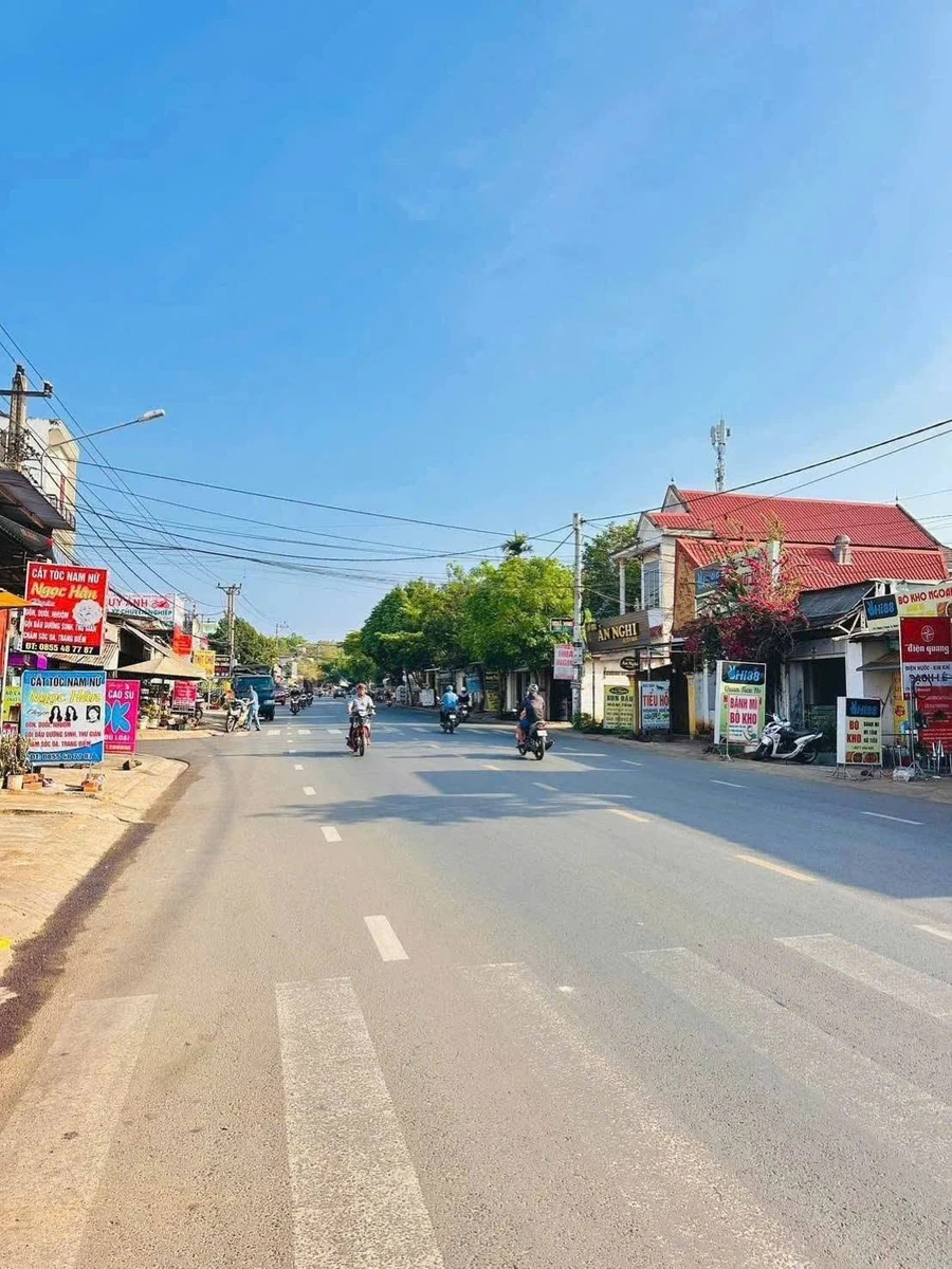 Bán đất mặt tiền Y Wang Buôn Ma Thuột 418 m² - Ảnh 1
