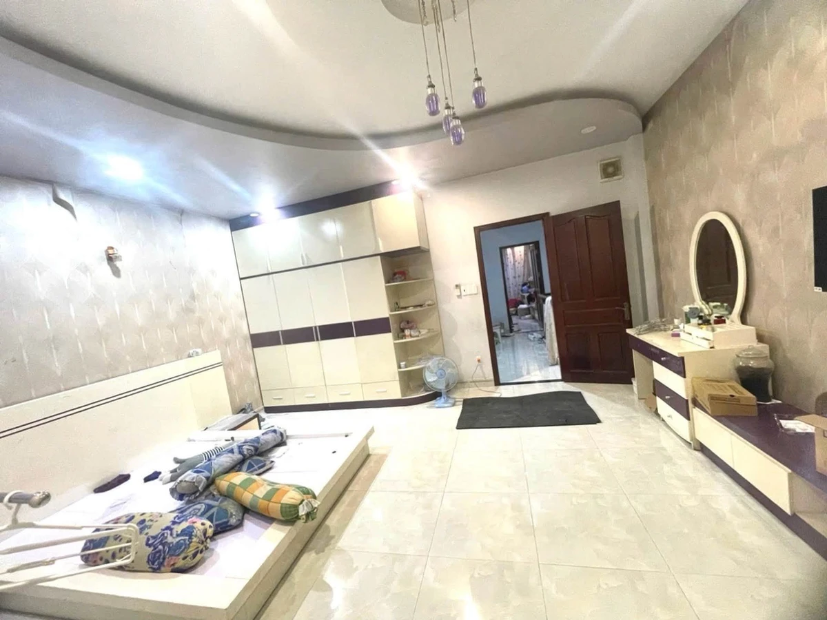 Bán nhà 4 tầng 118.1m2 Quận 8, giá 7 tỷ - Ảnh thu nhỏ 5