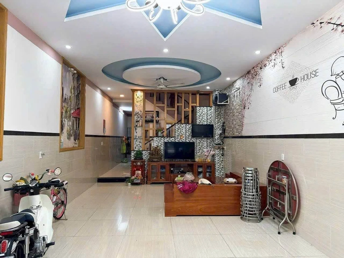 Nhà bán 5PN mặt tiền Nguyễn Tất Thành, Bà Rịa, 90m2, 7.8 tỷ - Ảnh thu nhỏ 2
