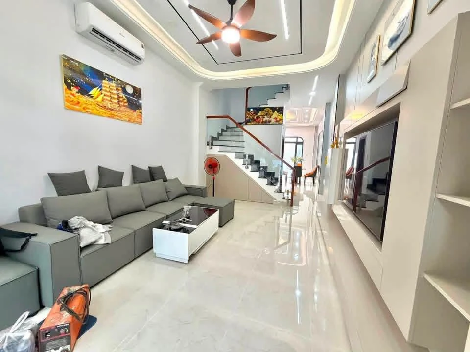 Bán nhà mới xây 4 tầng 60m2, 4PN, gần chợ Bà Chiểu, Lê Quang Định, Bình Thạnh - 8,9 tỷ - Ảnh 1